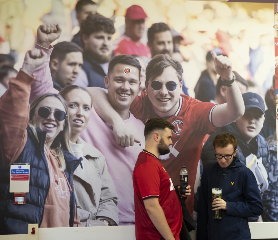 Fans' bar