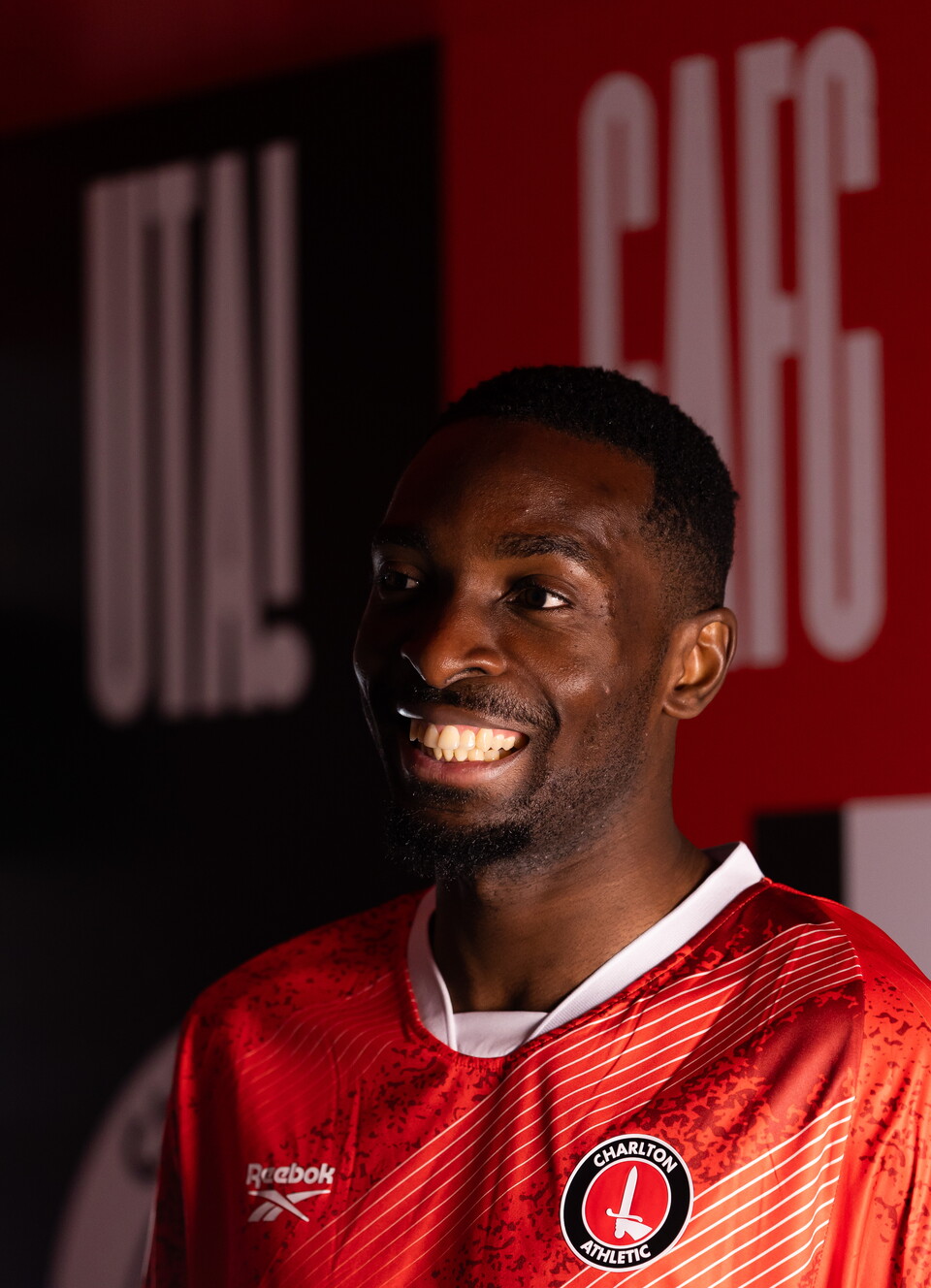 Sichenje signing