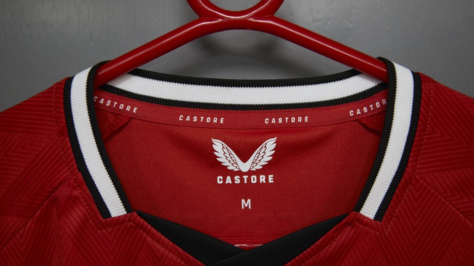 Castore shirt 