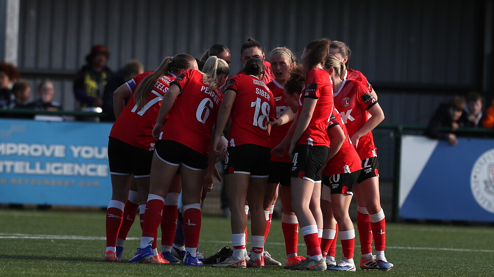Team huddle away at Oxford United