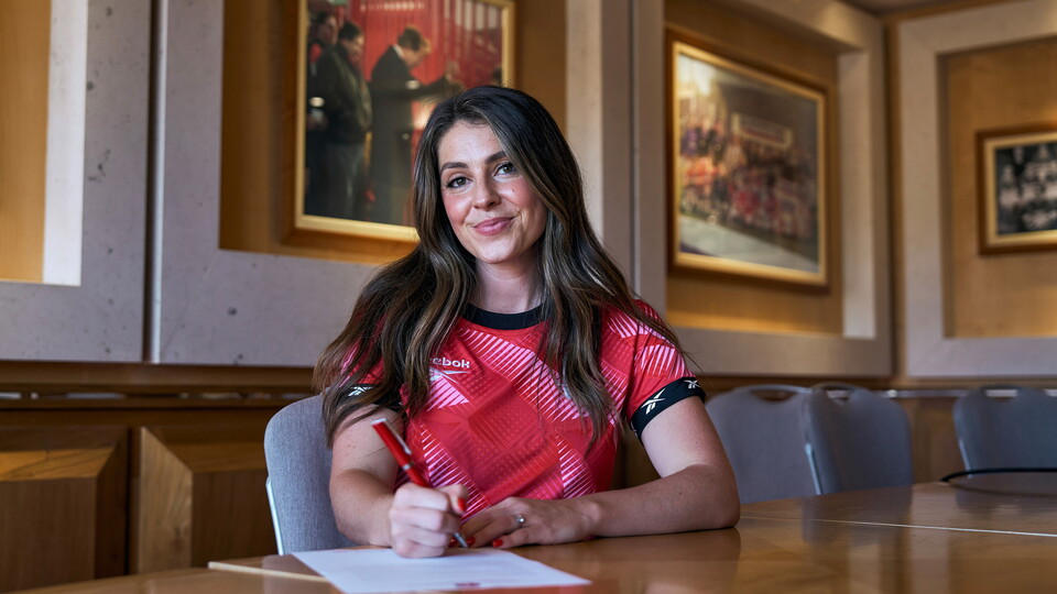 Carla Humphrey signing contract